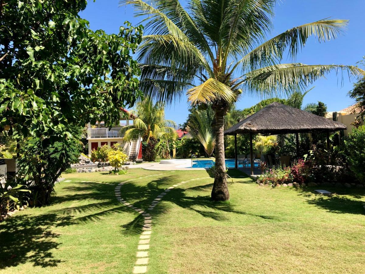 Strutz Art Garden Resort Bangued Exterior photo