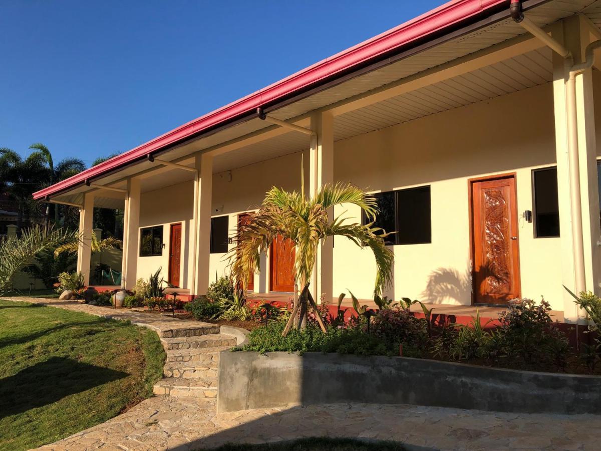 Strutz Art Garden Resort Bangued Exterior photo