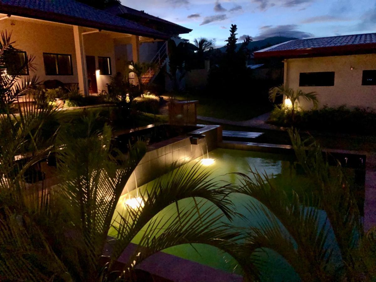 Strutz Art Garden Resort Bangued Exterior photo