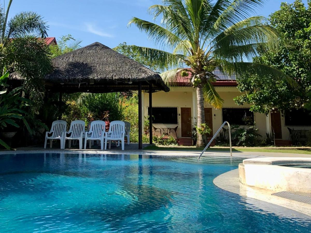 Strutz Art Garden Resort Bangued Exterior photo